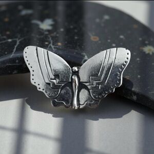 Chic 1980s Vintage Silver Butterfly Laurel Burch signed Glamorous Brooch